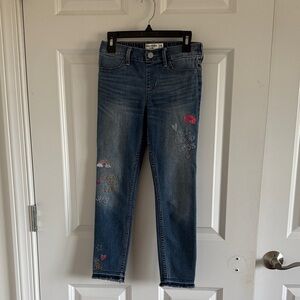 abercrombie kids pull on jean legging ankle Silm Embroidered Blue Jeans 11/12